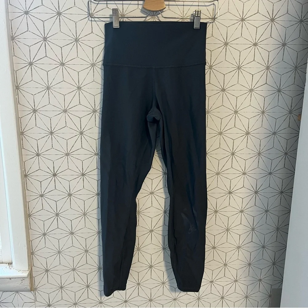 ALO Yoga Airlift Legging Anthracite Gray 28” - Picture 2 of 6